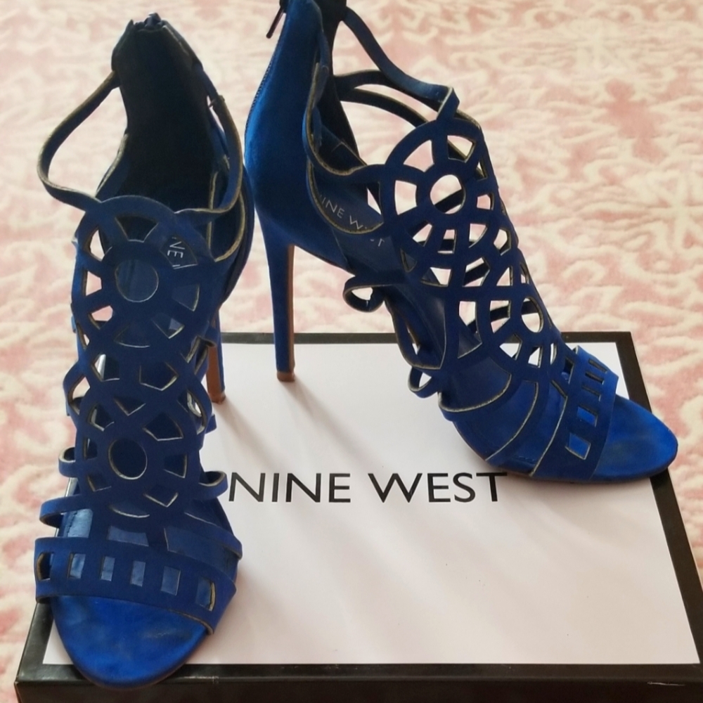 Nine West 9.5 Royal Blue heels